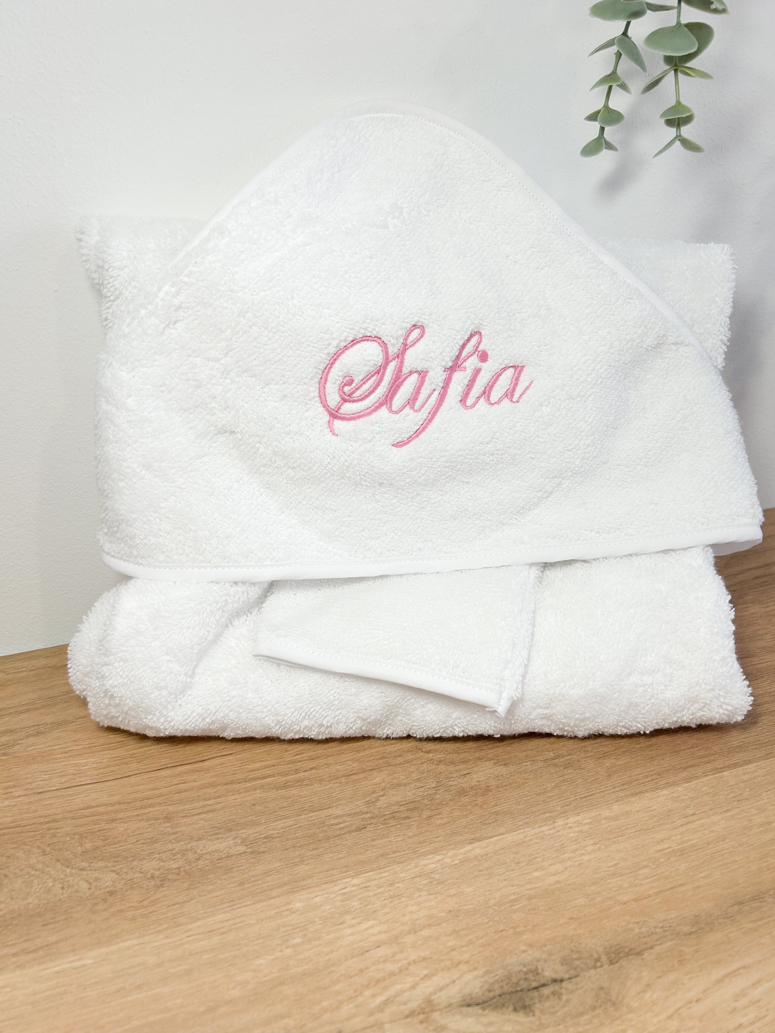 Cape de bain enfant brodé